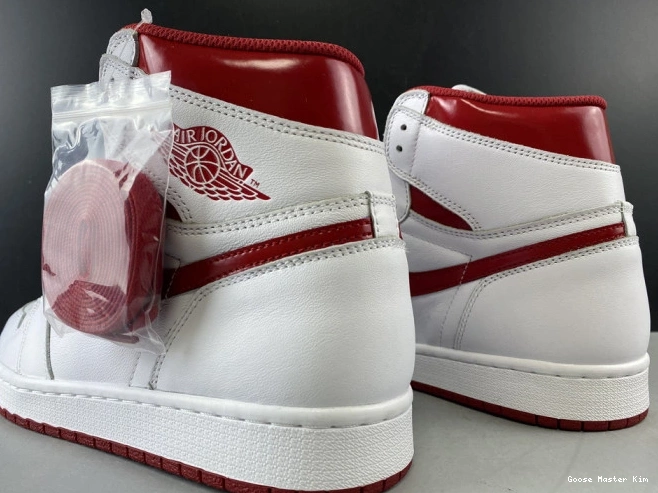 Jordan Red 555088-103 Air 1 Metallic Retro (2017) 0725